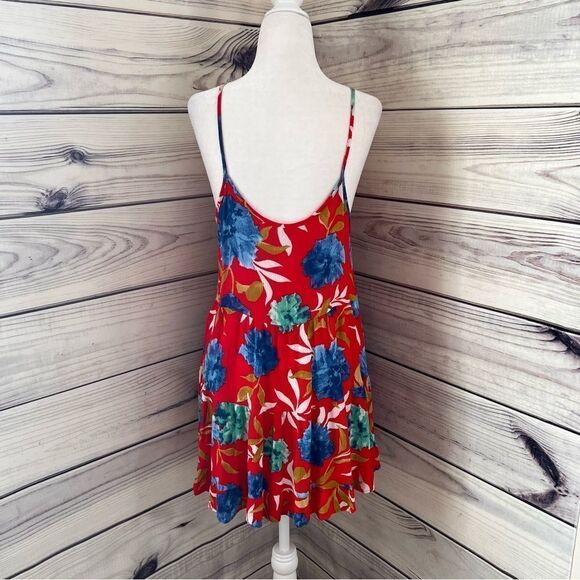 Audrey 3+1 Red & Blue Floral Print Tunic Length Tank Top - Picture 5 of 7